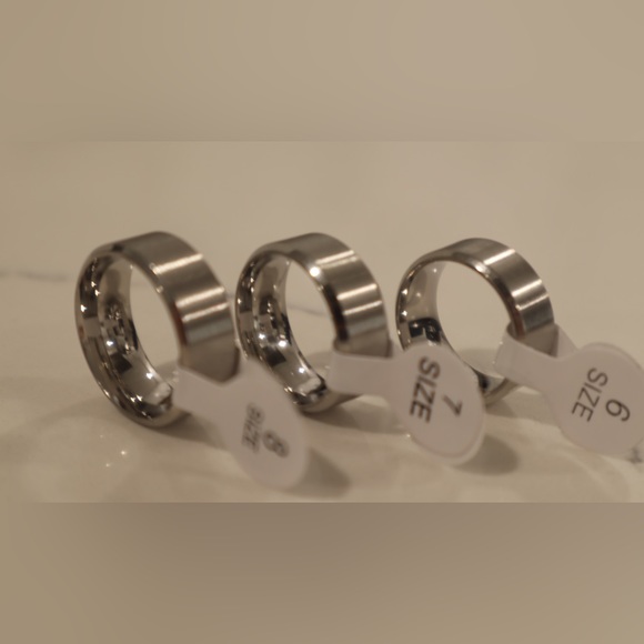 Silver Ring - Picture 5 of 5